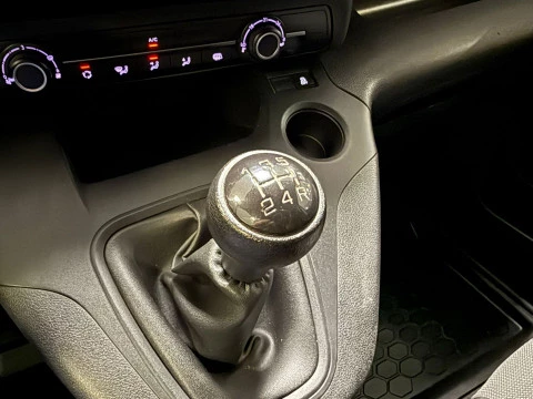 Peugeot Partner Pro Standard 600kg BlueHDi 73kW