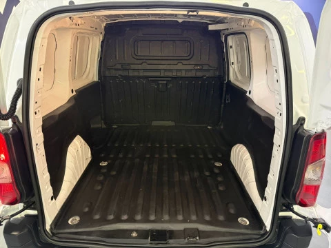 Peugeot Partner Pro Standard 600kg BlueHDi 73kW