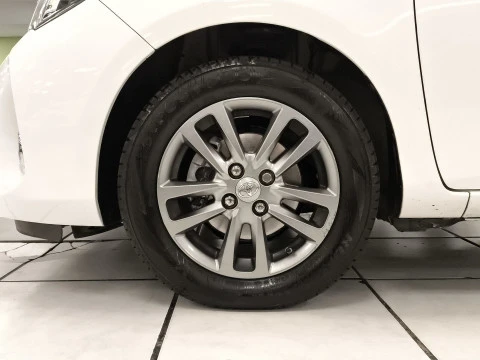 Toyota Yaris 1.3 Active MultiDrive 73 kW (99 CV)