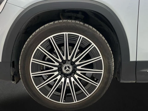 Mercedes-Benz GLB 200 d 4MATIC