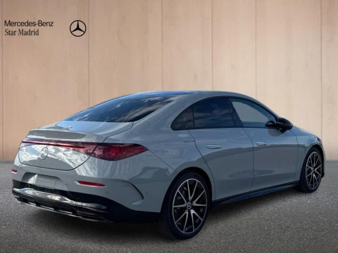 Mercedes-Benz CLA  180 con tecnologia hibrida