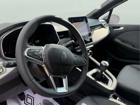 Renault Clio  E-TECH Full Hybrid Techno 105kW