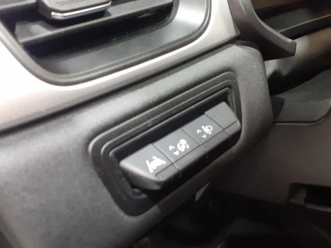 Renault Captur   TCe Intens 67kW
