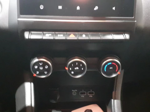 Renault Captur   TCe Intens 67kW