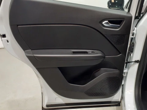 Renault Captur   TCe Intens 67kW