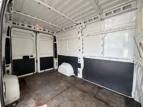 Citroën Jumper BlueHDi 96KW (130CV) Furgón 35L2H2