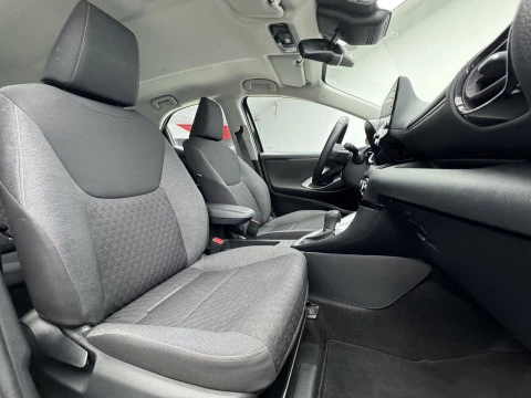 Toyota Yaris 1.5 120H Active Tech