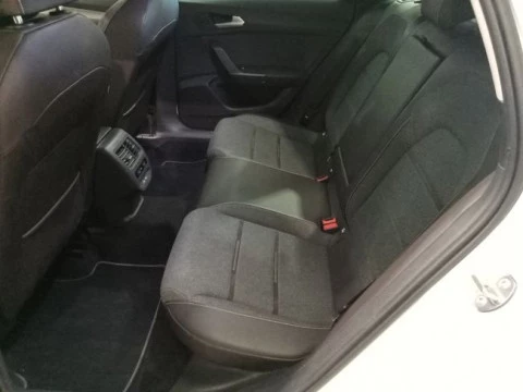 Seat Nuevo León SP 1.4 e-Hybrid DSG S&S Xcellence Go L