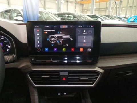 Seat Nuevo León SP 1.4 e-Hybrid DSG S&S Xcellence Go L