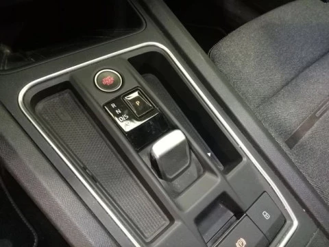 Seat Nuevo León SP 1.4 e-Hybrid DSG S&S Xcellence Go L