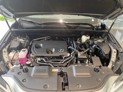 Lexus NX 350h Premium 2WD