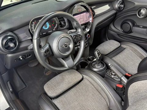 MINI Cabrio 100 kW (136 CV)