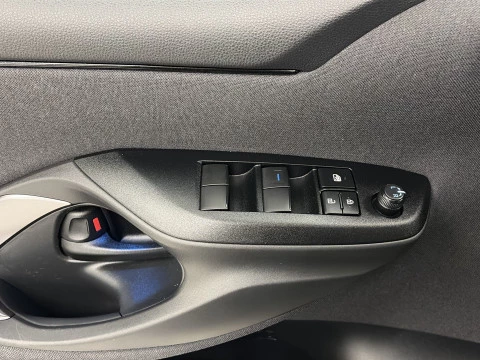 Toyota Yaris 1.5 120H GR-Sport 85 kW (116 CV)