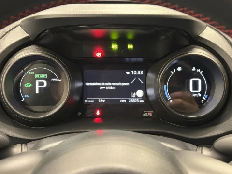Toyota Yaris 1.5 120H GR-Sport 85 kW (116 CV)
