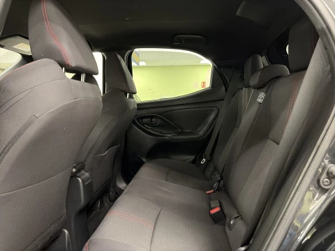 Toyota Yaris 1.5 120H GR-Sport 85 kW (116 CV)