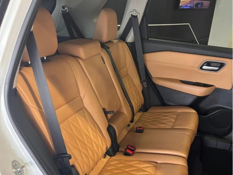 Nissan X-Trail 7pl 1.5 e-4ORCE 158kW 4x4 A/T Tekna+