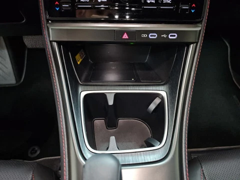 Lexus LBX 1.5 136cv HEV Elegant+ Black