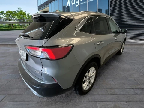 Ford Kuga Titanium 2.5 Duratec FHEV 140kW Auto