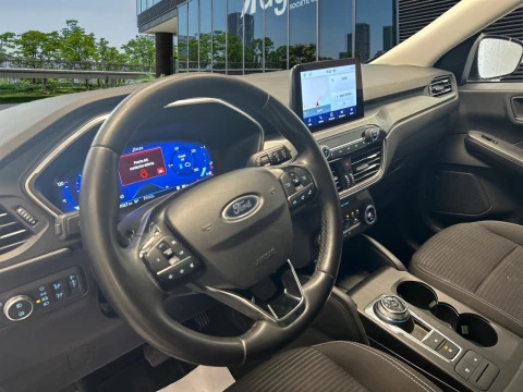 Ford Kuga Titanium 2.5 Duratec FHEV 140kW Auto