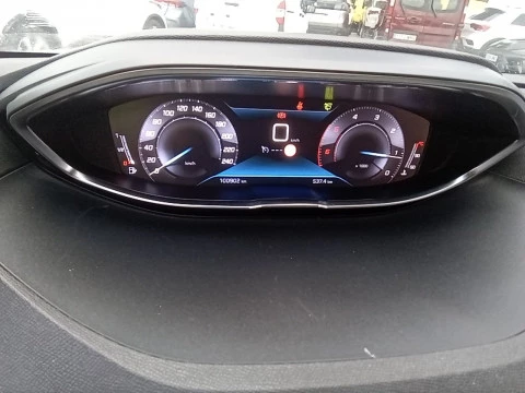 Peugeot 3008 1.5 BlueHDi 96kW (130CV) S&S Allure