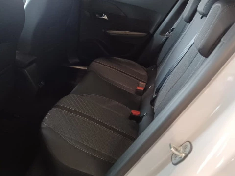 Peugeot 2008 Allure Turbo 100 S&S 6 Vel MAN