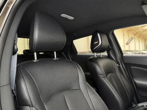 Nissan Juke G E6D-Temp 83kW(112CV) 5M/T BOSE PE BLA.
