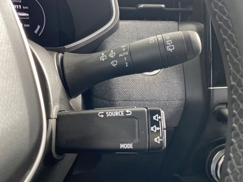 Renault Clio Techno E-Tech full hybrid 145 (103kw)