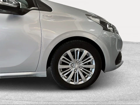 Peugeot 208 5P ACTIVE PureTech 60kW (82CV)