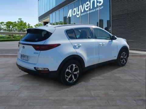 Kia Sportage 1.6 MHEV Business 100kW (136CV) 4x4