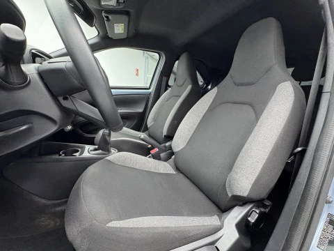 Toyota Aygo X Cross 1.0 VVT-I 72CV Play