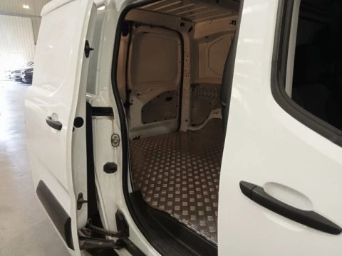 Peugeot Partner Premium Standard 600kg BlueHDi 73kW 4 Puertas