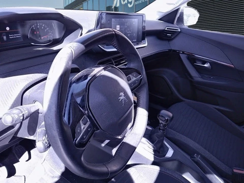 Peugeot 2008 Active BlueHDI 81kW (110CV)