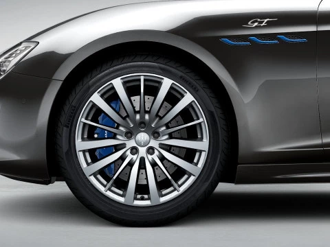 Maserati Ghibli GT L4 330CV Hybrid-Gasolina RWD