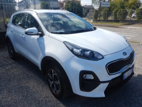 Kia Sportage 1.6 MHEV Business DCT 100kW (136CV) 4X2
