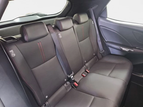 Lexus LBX 1.5 136cv HEV Elegant+ Black