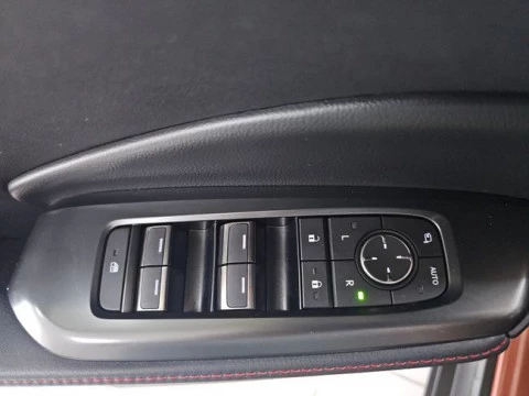 Lexus LBX 1.5 136cv HEV Elegant+ Black