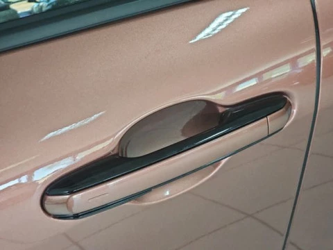 Lexus LBX 1.5 136cv HEV Elegant+ Black