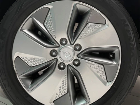 Hyundai Kona EV 150kW 7,2kW Tecno