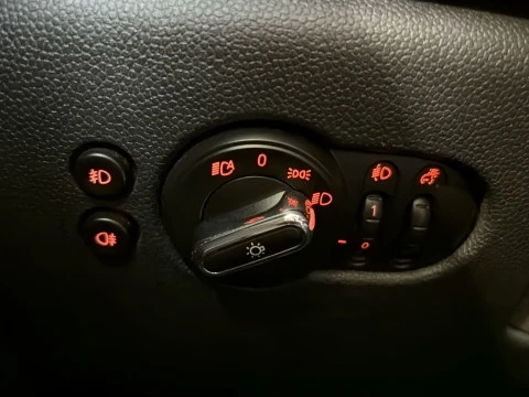 MINI Cooper 100 kW (136 CV)