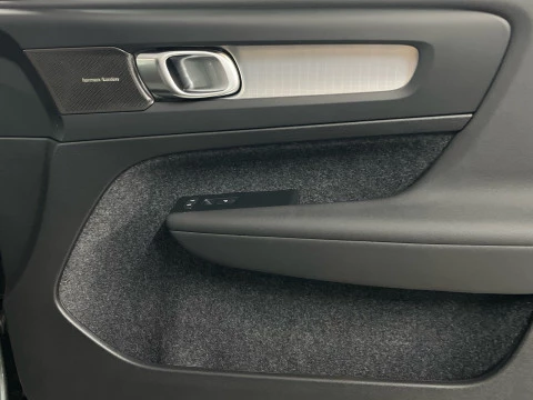 Volvo XC40 XC40 B3 PLUS DARK