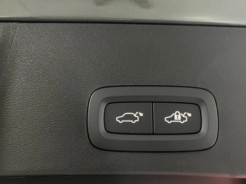 Volvo XC40 XC40 B3 PLUS DARK