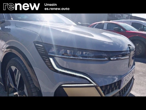 Renault Megane  E-TECH ICONIC 60KW 220CV O.C