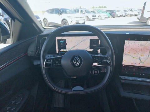 Renault Megane  E-TECH ICONIC 60KW 220CV O.C