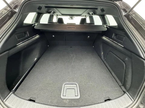 Toyota Corolla 2.0 180H FEEL! E-CVT TOURING SPORT