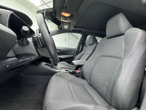 Toyota Corolla 2.0 180H FEEL! E-CVT TOURING SPORT