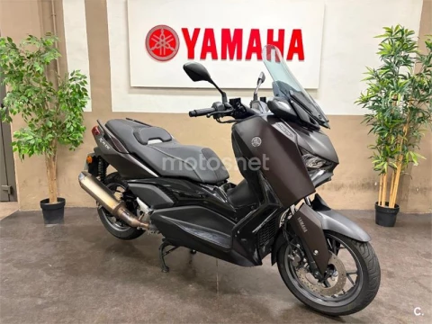 Yamaha XMAX 300