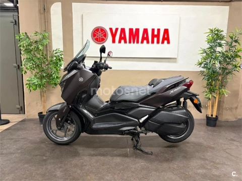 Yamaha XMAX 300