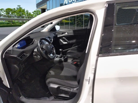 Peugeot 308 5p Active Pack BlueHDi 130 S&S