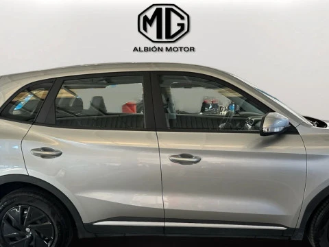 MG ZS 1.5 Standard