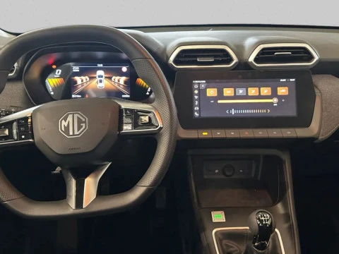 MG ZS 1.5 Standard